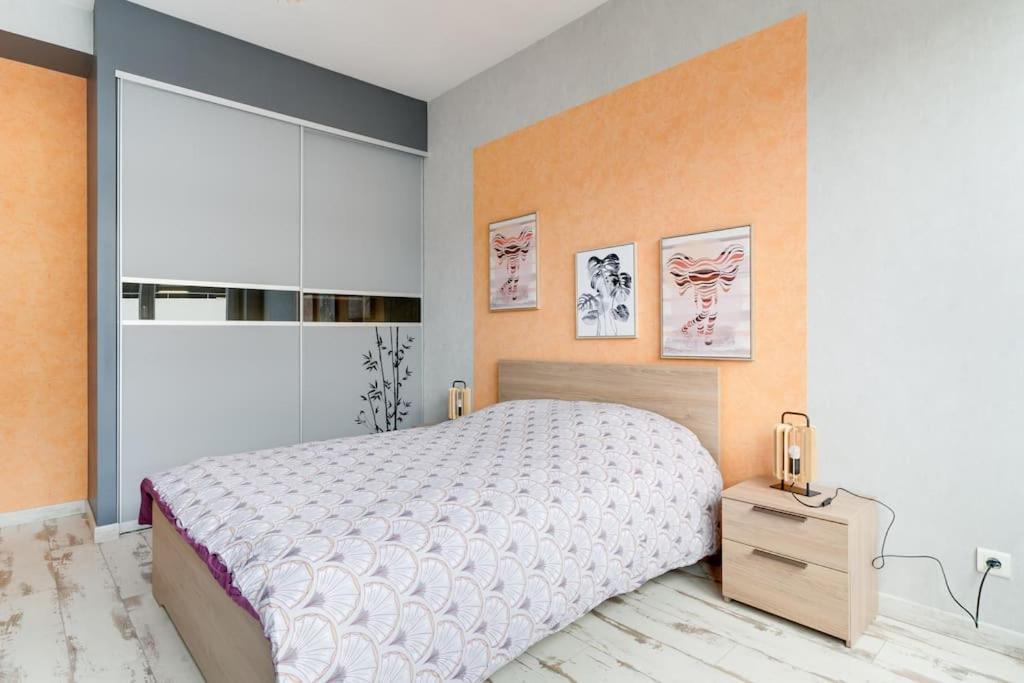Superbe Appartement A Une Minute A Pied De La Gare Эпиналь Экстерьер фото